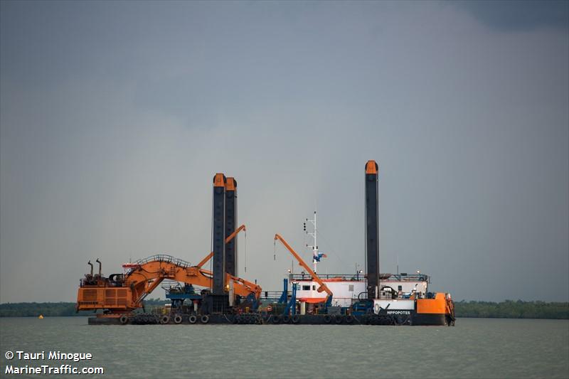 hippopotes (Dredging or UW ops) - IMO , MMSI 244810628, Call Sign PCYG under the flag of Netherlands