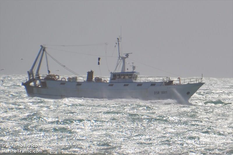 aldo padre (Fishing vessel) - IMO , MMSI 247101550, Call Sign IRPG under the flag of Italy