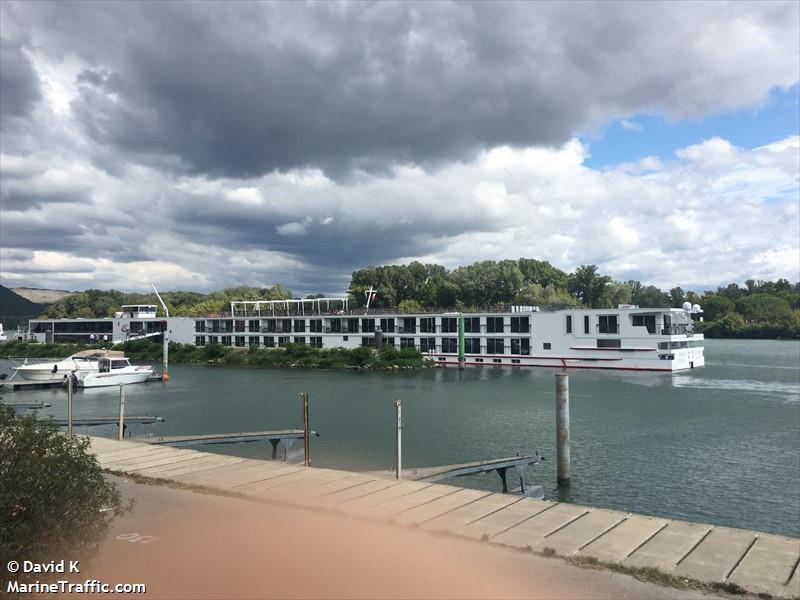 viking heimdal (Passenger ship) - IMO , MMSI 269057461, Call Sign HE7461 under the flag of Switzerland