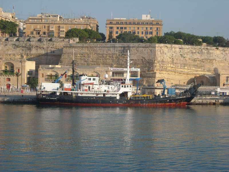 utec surveyor (Salvage Ship) - IMO 4500084, MMSI 376352000, Call Sign J8TB3 under the flag of St Vincent & Grenadines