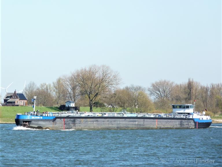 eiltank 18 (Tanker (HAZ-D)) - IMO , MMSI 211494220, Call Sign DA4050 under the flag of Germany