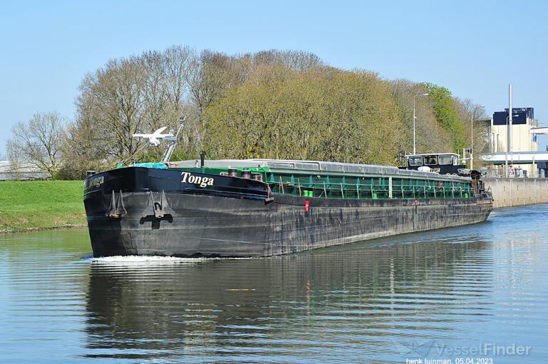 tonga (Cargo ship) - IMO , MMSI 211508010, Call Sign DA3520 under the flag of Germany