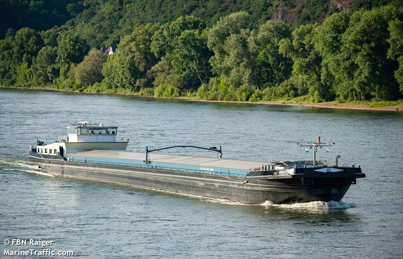 sirocco (Cargo ship) - IMO , MMSI 244130577, Call Sign PE4844 under the flag of Netherlands