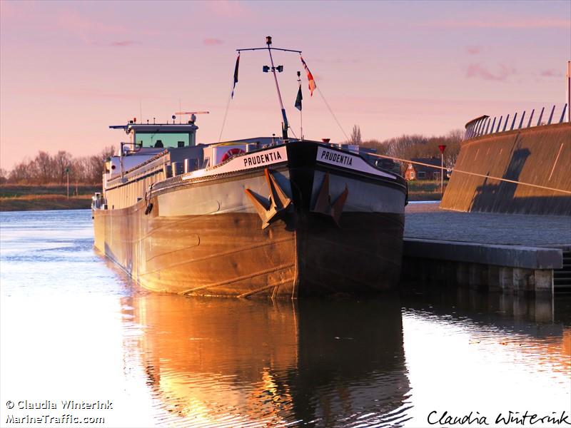 prudentia (Cargo ship) - IMO , MMSI 244660779, Call Sign PB4900 under the flag of Netherlands