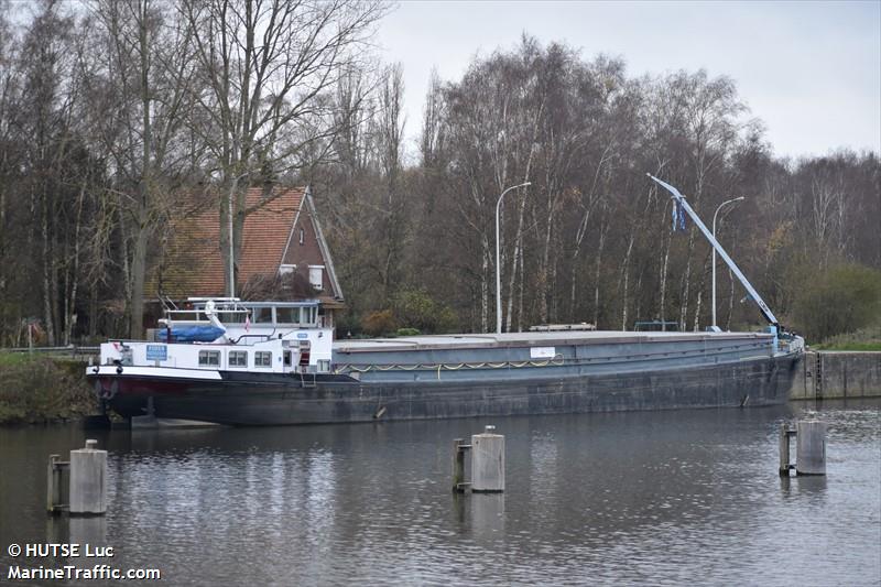 fides (Cargo ship) - IMO , MMSI 244710901, Call Sign  PD4985 under the flag of Netherlands