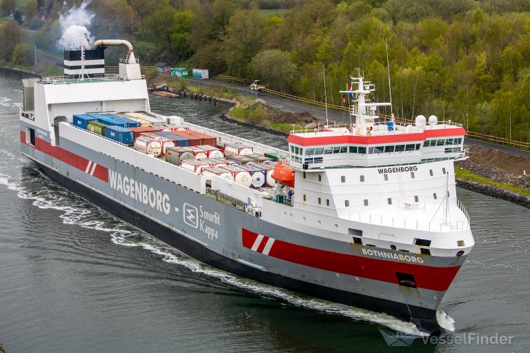 bothniaborg (Ro-Ro Cargo Ship) - IMO 9267728, MMSI 245656000, Call Sign PBIO under the flag of Netherlands