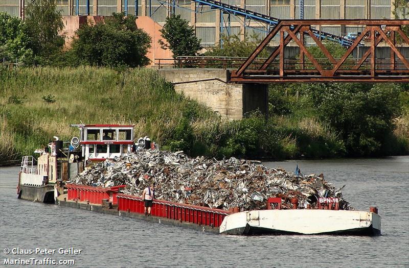 navigar 4 (Cargo ship) - IMO , MMSI 261182070, Call Sign SR2070 under the flag of Poland