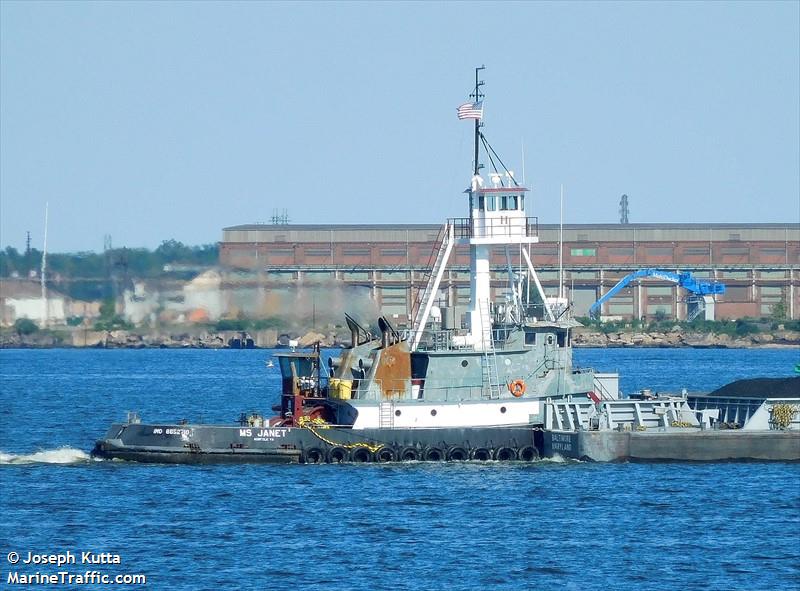 michelle (Tug) - IMO 8852710, MMSI 367706270, Call Sign WDI5213 under the flag of United States (USA)