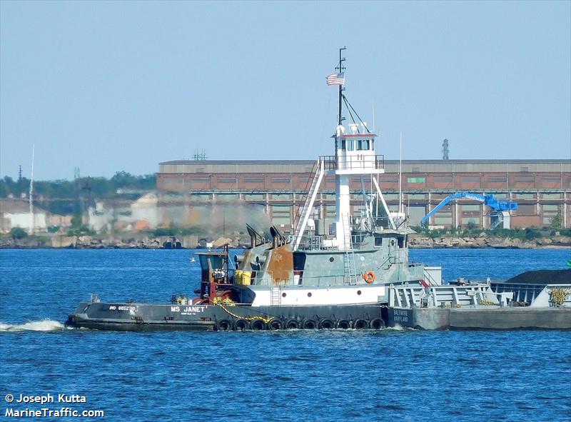 michelle (Tug) - IMO 8852710, MMSI 367706270, Call Sign WDI5213 under the flag of United States (USA)