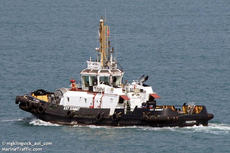 kst summit (Tug) - IMO 9568316, MMSI 563024890, Call Sign 9V2065 under the flag of Singapore