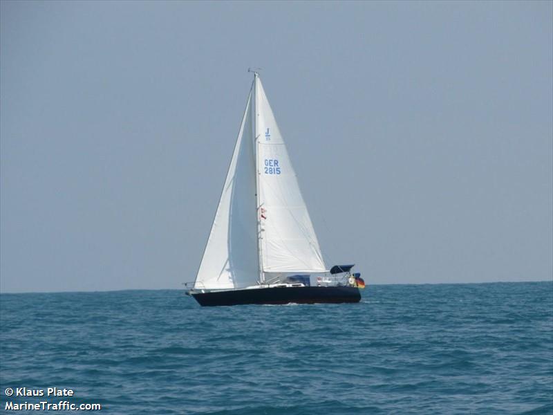 annie (Sailing vessel) - IMO , MMSI 211526340, Call Sign DB2113 under the flag of Germany