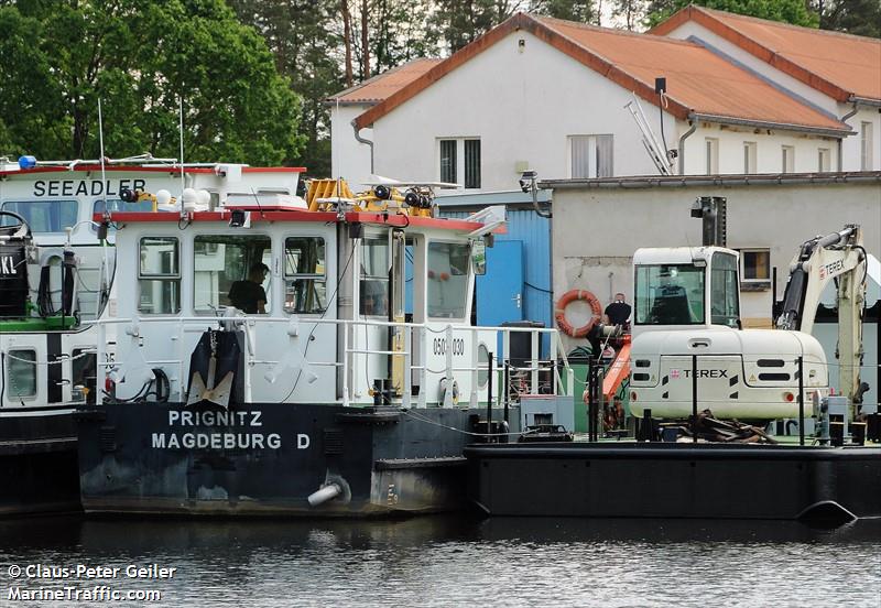 prignitz (Dredging or UW ops) - IMO , MMSI 211661730, Call Sign DA4792 under the flag of Germany