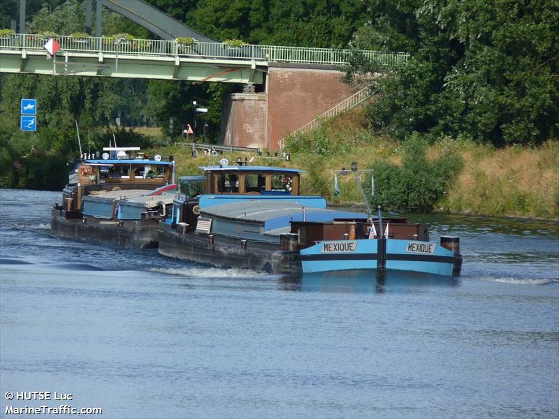 mexico (Cargo ship) - IMO , MMSI 226000850, Call Sign FM5212 under the flag of France