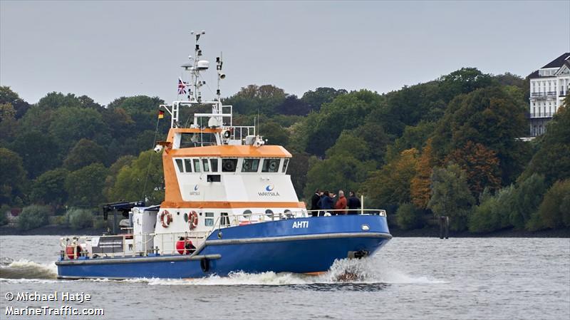 narwal (Cargo ship) - IMO , MMSI 232036022, Call Sign MJFZ6 under the flag of United Kingdom (UK)