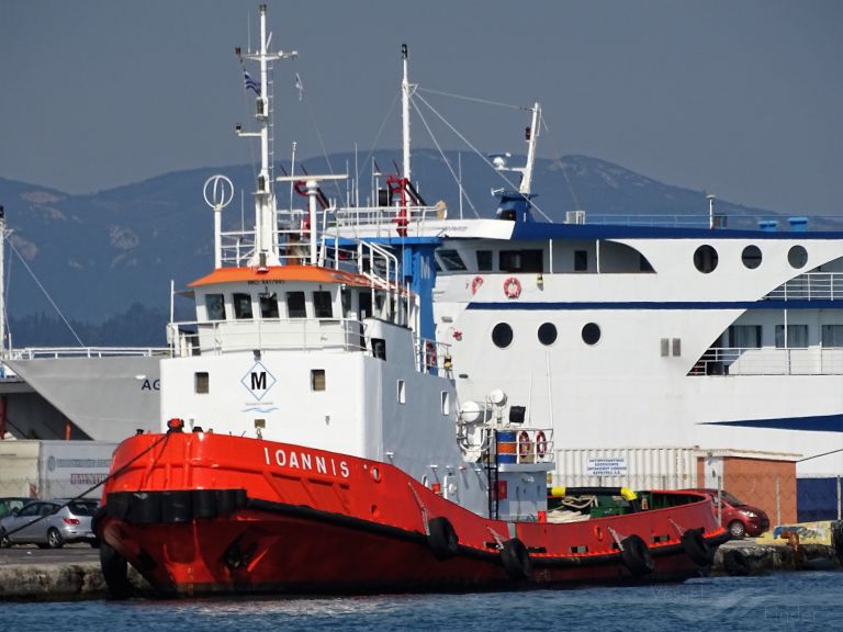 ioannis (Tug) - IMO 8417845, MMSI 240007900, Call Sign SVA7414 under the flag of Greece