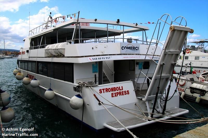 stromboli express (Passenger ship) - IMO , MMSI 247160700, Call Sign IFFT under the flag of Italy