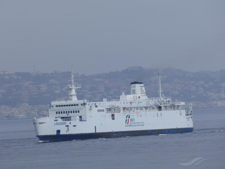 logudoro (Passenger/Ro-Ro Cargo Ship) - IMO 8506555, MMSI 247572000, Call Sign ICZL under the flag of Italy