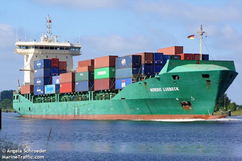nieves b (Container Ship) - IMO 9483683, MMSI 255701240, Call Sign CQFO under the flag of Madeira