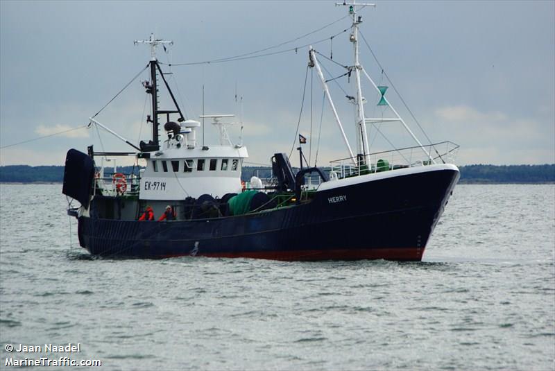herry (Fishing Vessel) - IMO 7393042, MMSI 276381000, Call Sign ES2337 under the flag of Estonia