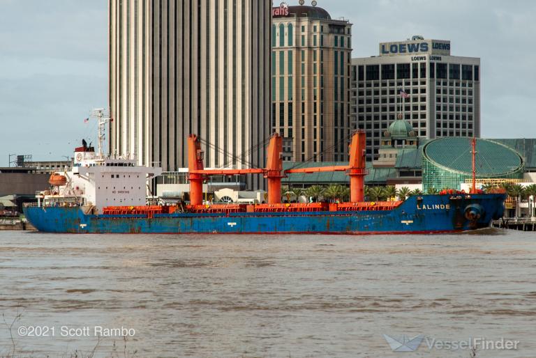 lady laguna (Bulk Carrier) - IMO 9354040, MMSI 314570000, Call Sign 8PBE3 under the flag of Barbados
