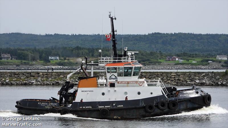 atlantic spruce (Tug) - IMO 9174555, MMSI 316001070, Call Sign CFD7836 under the flag of Canada