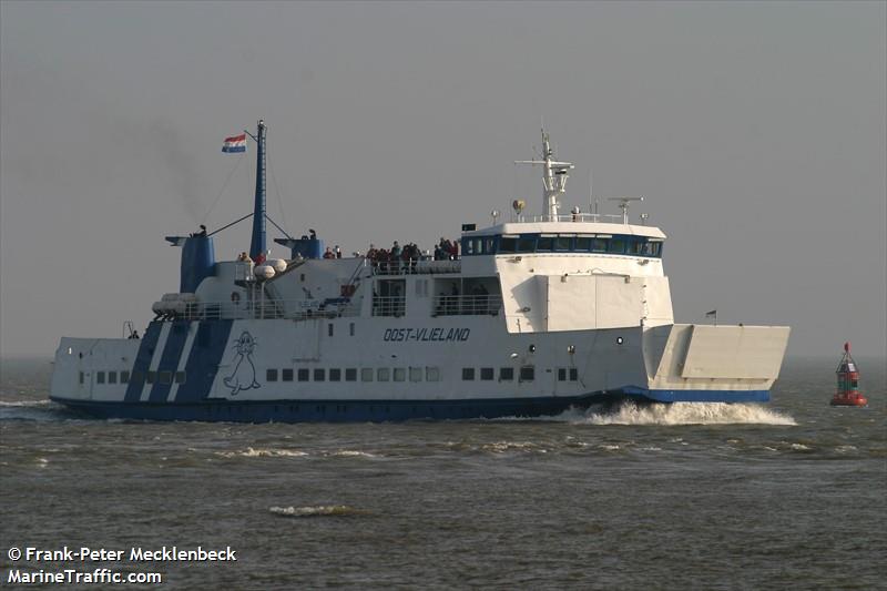 inter-ilhas (Passenger/Ro-Ro Cargo Ship) - IMO 7023001, MMSI 617099000, Call Sign D4HA under the flag of Cape Verde