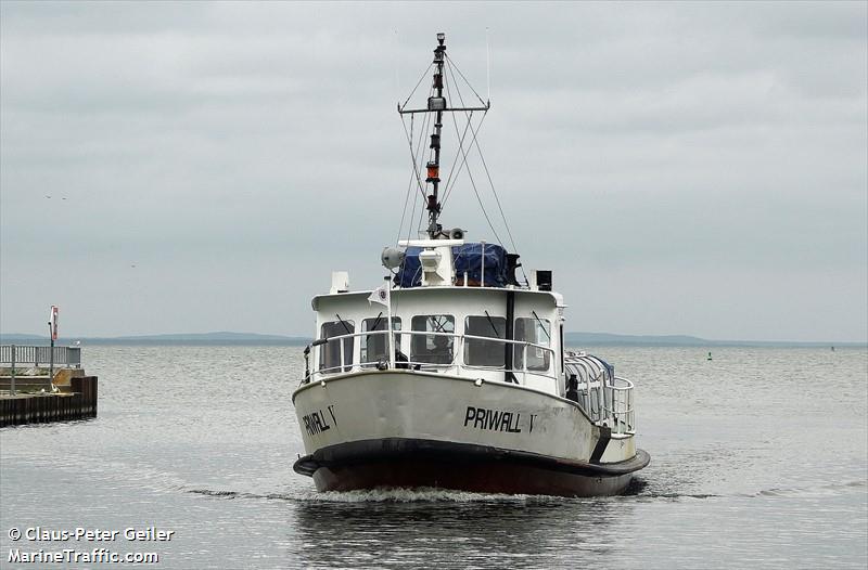 priwall v (Passenger ship) - IMO , MMSI 211316260 under the flag of Germany