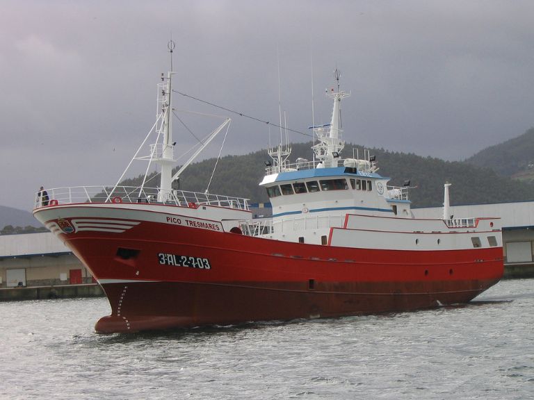 pico tresmares (Fishing Vessel) - IMO 9098658, MMSI 224456000, Call Sign EBYC under the flag of Spain