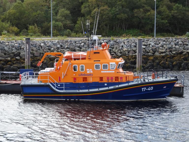 rnli lifeboat 17-40 (SAR) - IMO , MMSI 235007797, Call Sign VQDK2 under the flag of United Kingdom (UK)