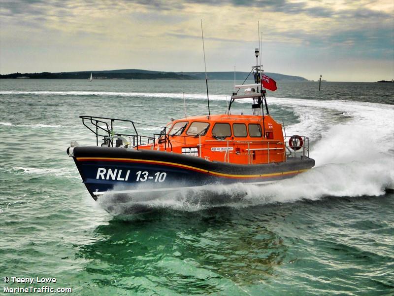 rnli lifeboat 13-10 (SAR) - IMO , MMSI 235106578, Call Sign 2HTT6 under the flag of United Kingdom (UK)