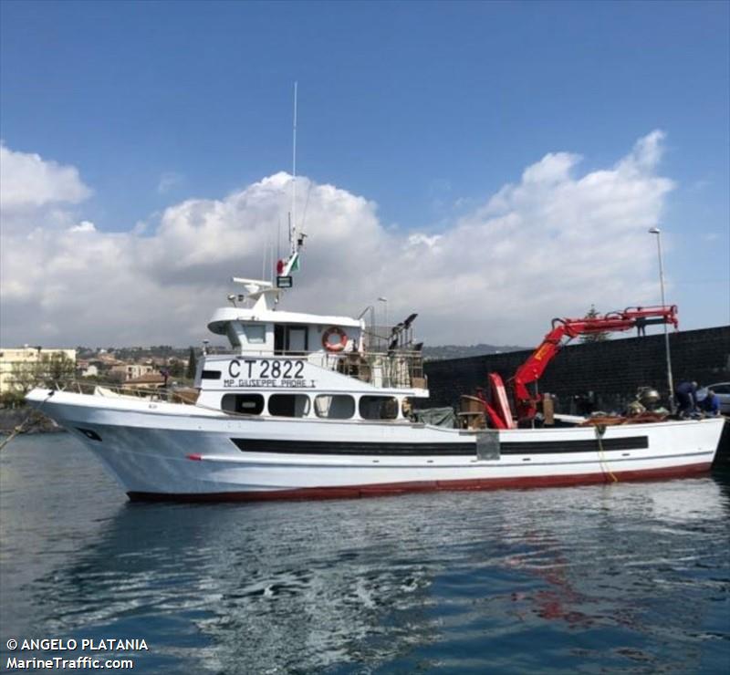 giuseppe padre i (Fishing vessel) - IMO , MMSI 247141630, Call Sign IFJH under the flag of Italy