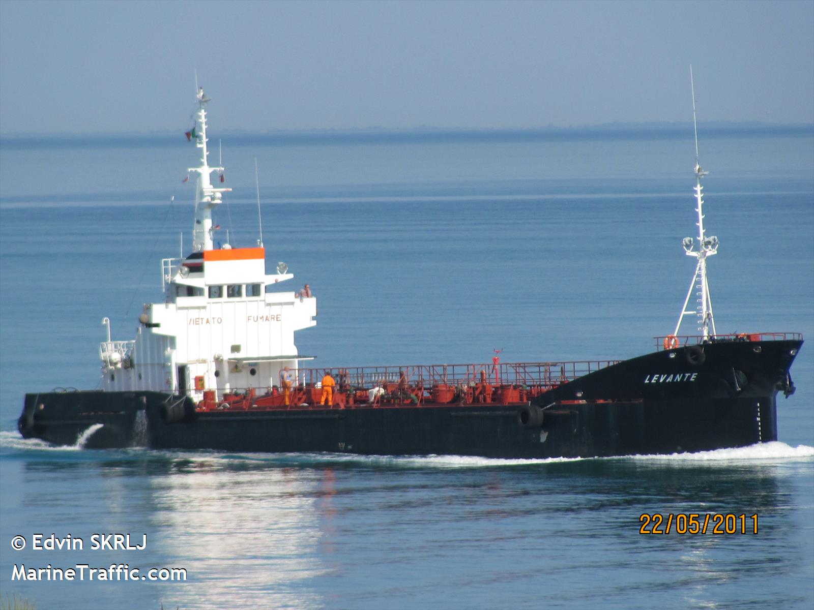 levante (Bunkering Tanker) - IMO 9055436, MMSI 247538000, Call Sign IRKZ under the flag of Italy