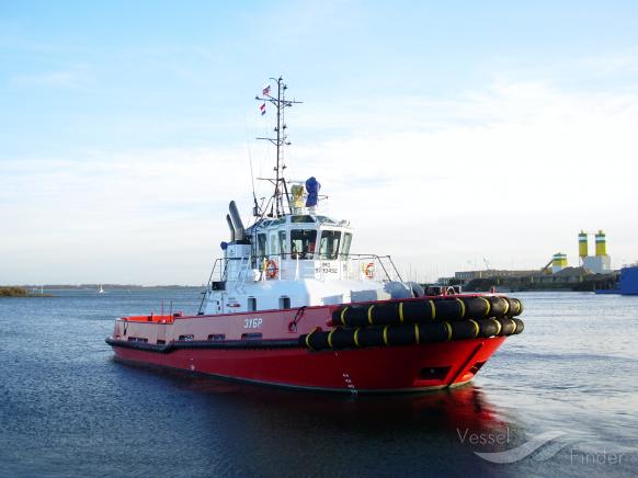 zubr (Tug) - IMO 9793492, MMSI 273391690, Call Sign UBDP7 under the flag of Russia