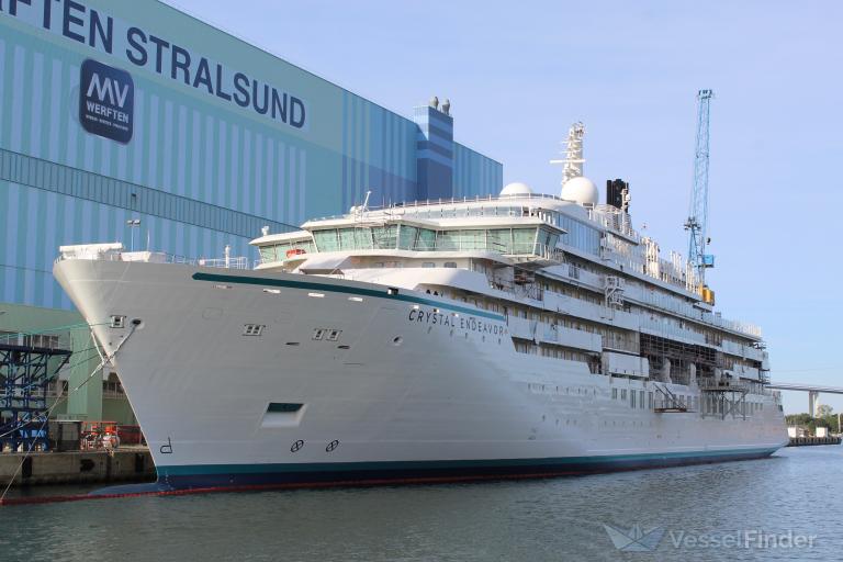 crystal endeavor (Passenger (Cruise) Ship) - IMO 9821873, MMSI 311000932, Call Sign C6DX3 under the flag of Bahamas