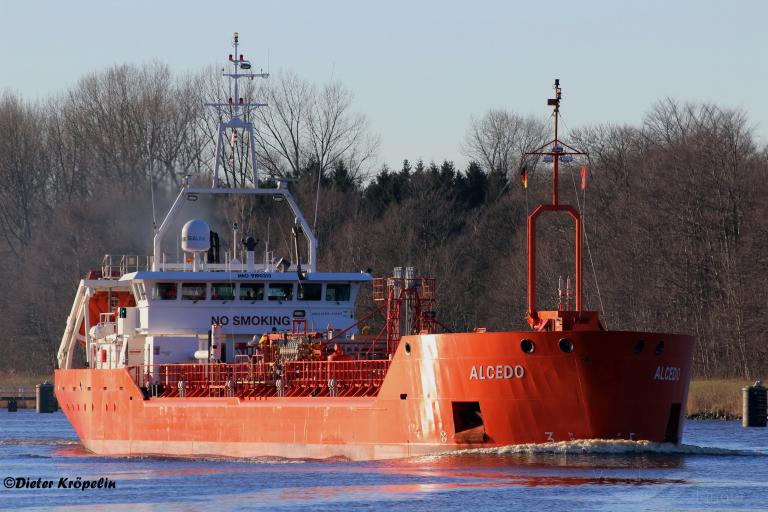 ardbeg (Chemical/Oil Products Tanker) - IMO 9190315, MMSI 352986144, Call Sign 3E2381 under the flag of Panama