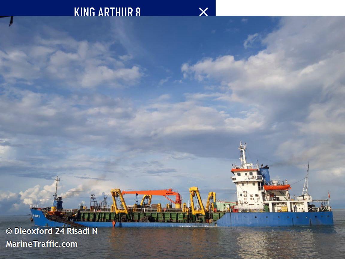 tshd king arthur 8 (Hopper Dredger) - IMO 8681525, MMSI 525003393, Call Sign YBAE2 under the flag of Indonesia