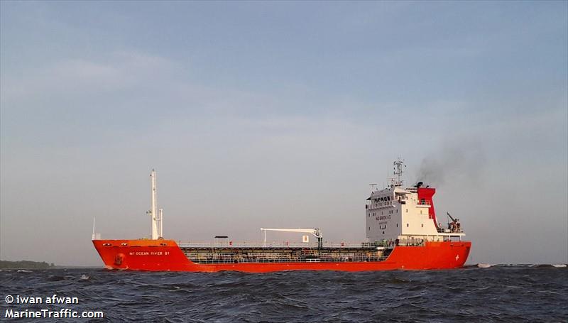 ocean river 01 (Oil Products Tanker) - IMO 9482809, MMSI 525500684, Call Sign YCWG2 under the flag of Indonesia