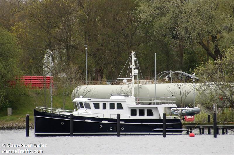 caledonia (Pleasure craft) - IMO , MMSI 211649920, Call Sign DKIW2 under the flag of Germany