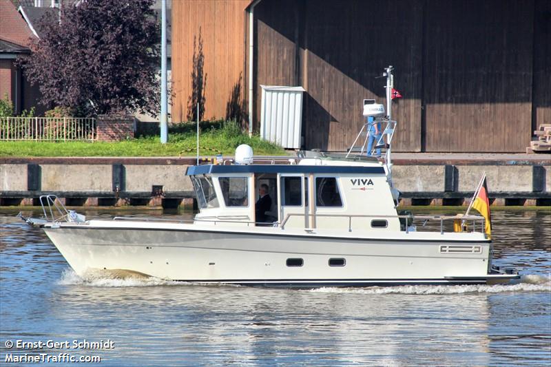 viva (Pleasure craft) - IMO , MMSI 211695600, Call Sign DG6541 under the flag of Germany