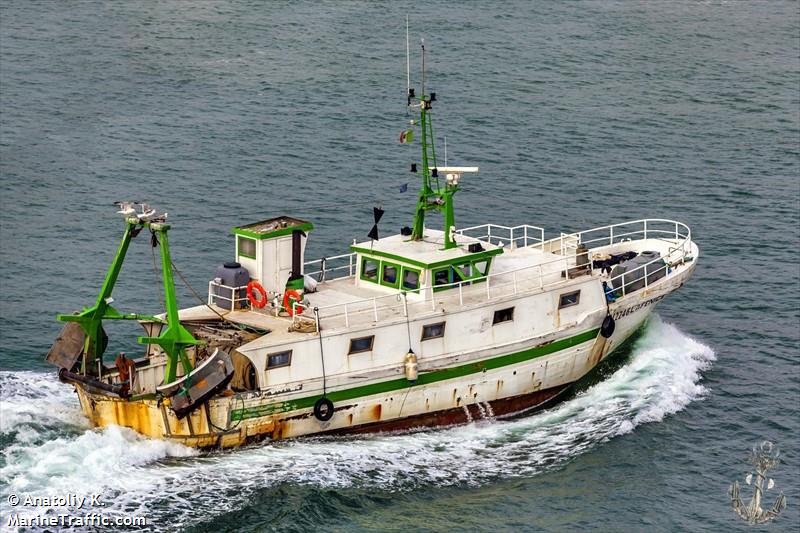 la fenice (Fishing vessel) - IMO , MMSI 247099820, Call Sign IJYL under the flag of Italy