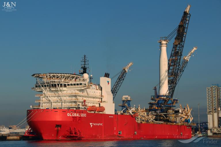 huan qiu 1200 (Pipe Layer) - IMO 9463815, MMSI 414529000, Call Sign BORE9 under the flag of China