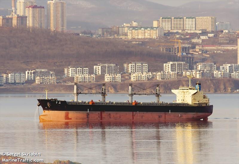 qi hong (Bulk Carrier) - IMO 9503811, MMSI 414535000, Call Sign BORJ8 under the flag of China