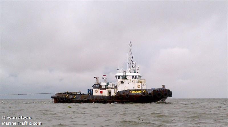 tb tanggon (Tug) - IMO 9463803, MMSI 525002006, Call Sign YDA6418 under the flag of Indonesia