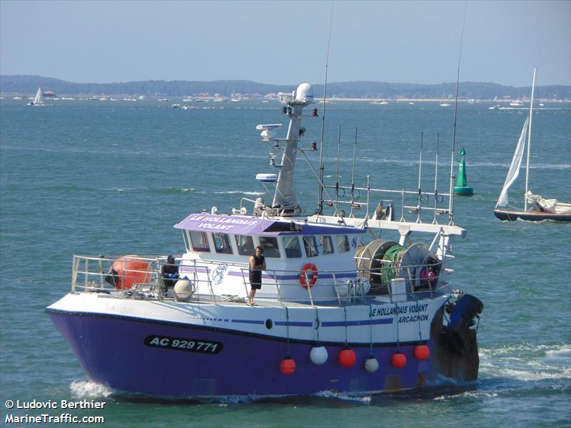 fv hollandais volant (Fishing vessel) - IMO , MMSI 228087700, Call Sign FJXQ under the flag of France