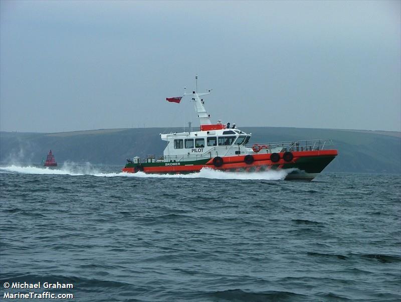 skomer (Pilot) - IMO , MMSI 235034317, Call Sign MLXF7 under the flag of United Kingdom (UK)