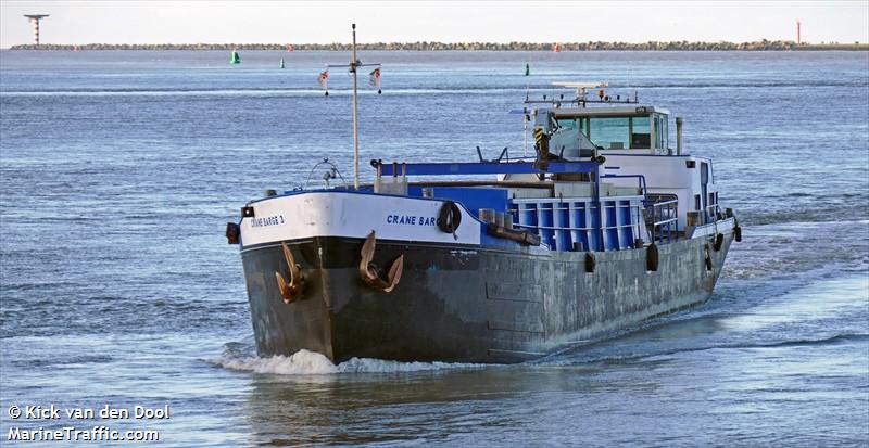 crane barge 3 (Cargo ship) - IMO , MMSI 244670113, Call Sign PI3028 under the flag of Netherlands