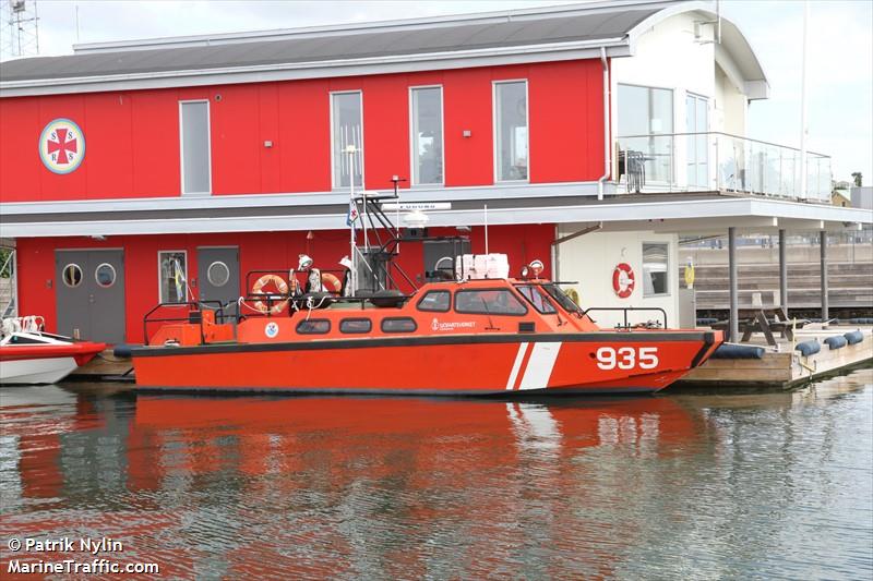 rescue 935 (SAR) - IMO , MMSI 265585890, Call Sign SFC8057 under the flag of Sweden