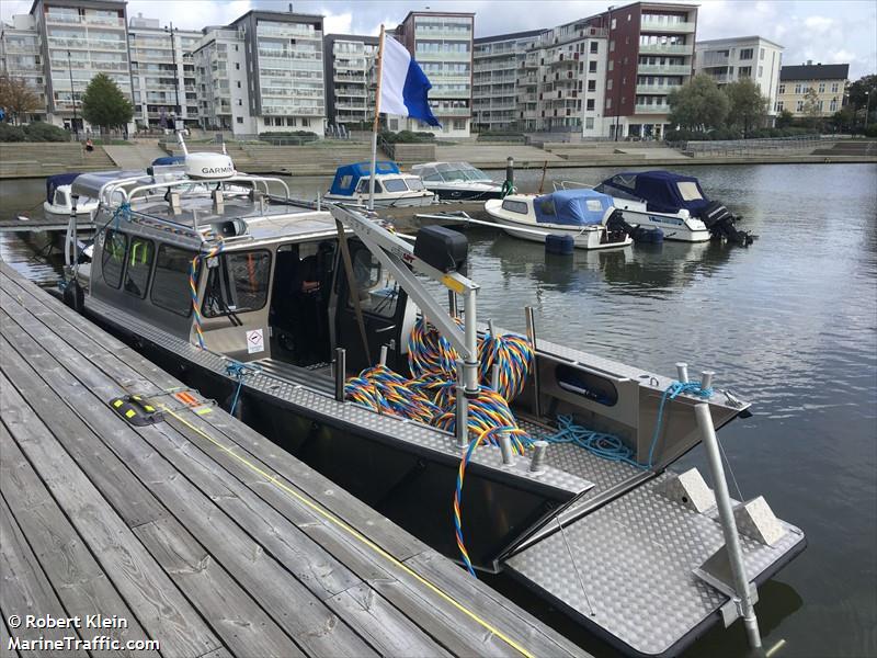 af diver (Diving ops) - IMO , MMSI 265809910, Call Sign 7SA2847 under the flag of Sweden