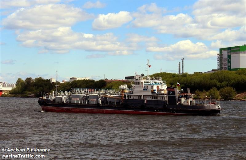 baltica (Tanker) - IMO , MMSI 273343050 under the flag of Russia