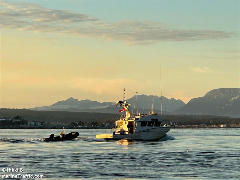 discovery huntress (Local type) - IMO , MMSI 316001562 under the flag of Canada